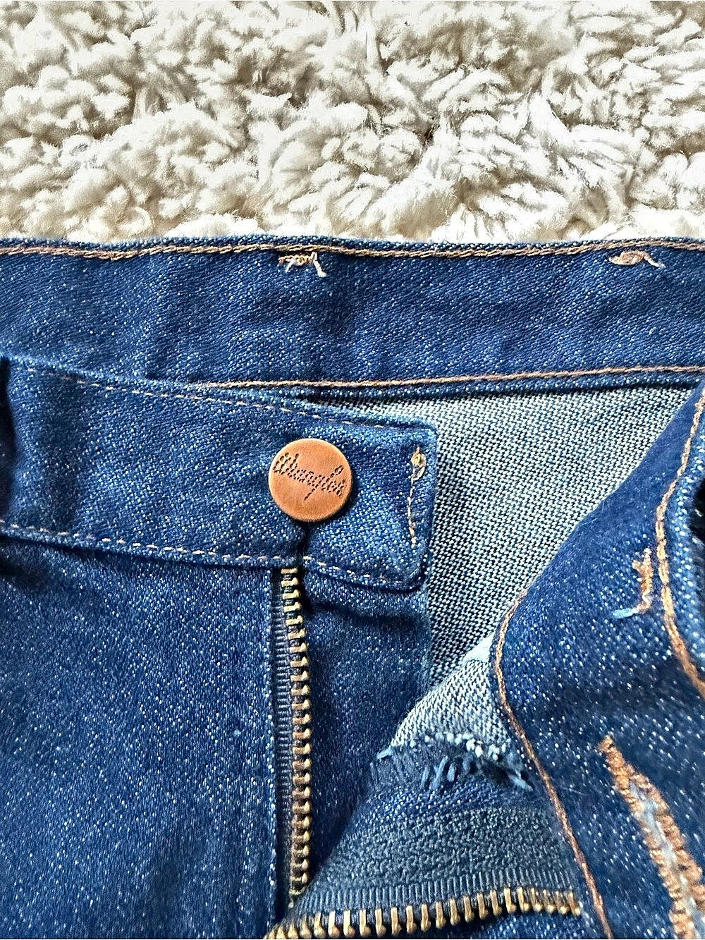 Wrangler super cute thick fashionable pocketed contrast Boot Cut Blue Jeans - Picture 5 of 7